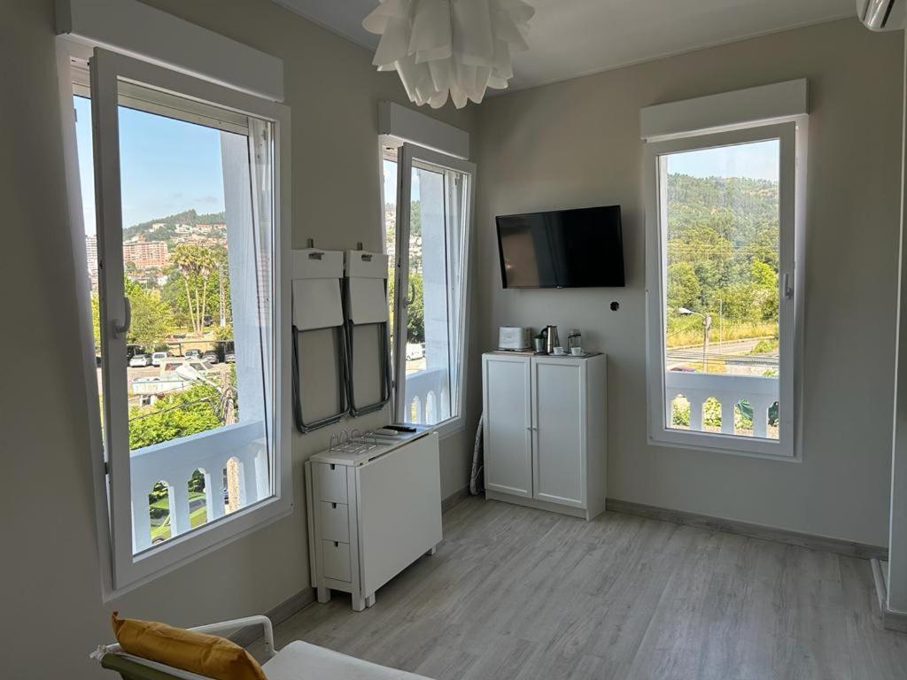 Loft O Burgo Apartment Понтеведра Екстериор снимка