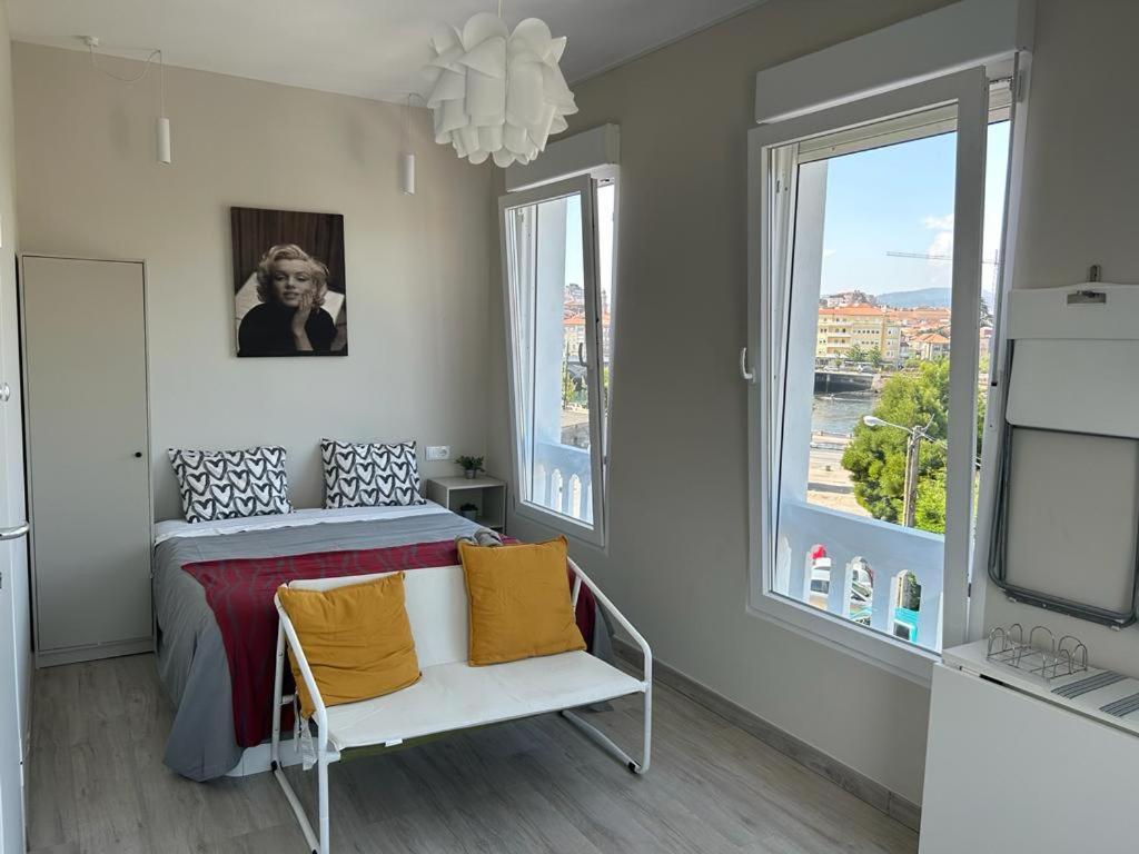 Loft O Burgo Apartment Понтеведра Екстериор снимка